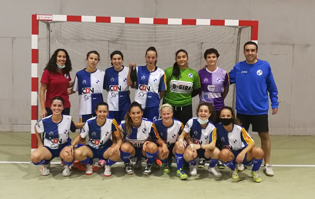 ⚽️ El <a href="/FSSabadellFem/">FS Sabadell Femení</a> supera el <a href="/CFSLesGlories/">CFS Les Glòries 2014</a> (3-2) amb un 'hat trick' de Txell Llopart i ara és líder invicte de la Divisió d'Honor igualat a punts amb el seu rival d'avui #sabadell