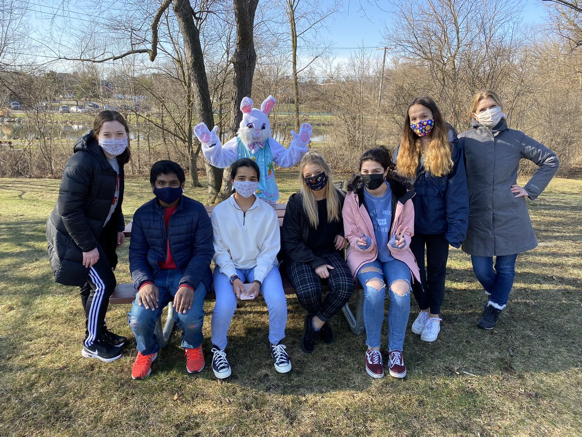 RochesterKey's tweet image. We had such a fun morning helping out at the @RARARecreation Easter Egg Hunt with the @RAJaycees! It feels so good to safely get back out into the community! 300 children, 3 egg hunts, and thousands of eggs later...we’d say it was a success!🐰🐣🥳