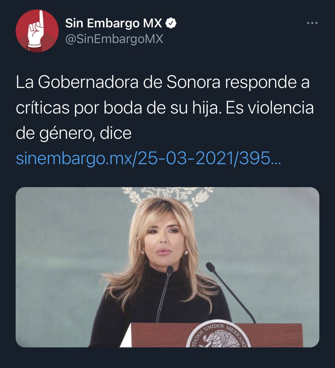 wokitoks's tweet photo. No sabía que Gloria Trevi era gobernadora.. https://t.co/XN2H1F7y9V