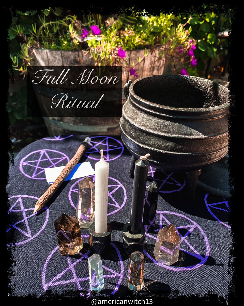 AmericanWitch13's tweet photo. March's Full Moon in Libra is the perfect time to manifest balance in your life. If you're feeling like you're all work and no play, or just the opposite, then grab both a white and black candle to burn side by side under the light of the Crow Moon (cont)

https://t.co/HbPxDokrmA https://t.co/peIiKRBEaG