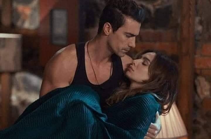 чёрно-белая любовь турецкий аслы и ферхат. черно белая любовь 11 серия. кадры со съемок черно белая любовь. чёрно-белая любовь красивые сцены. чёрно-белая любовь турецкий сериал бурджу туна.