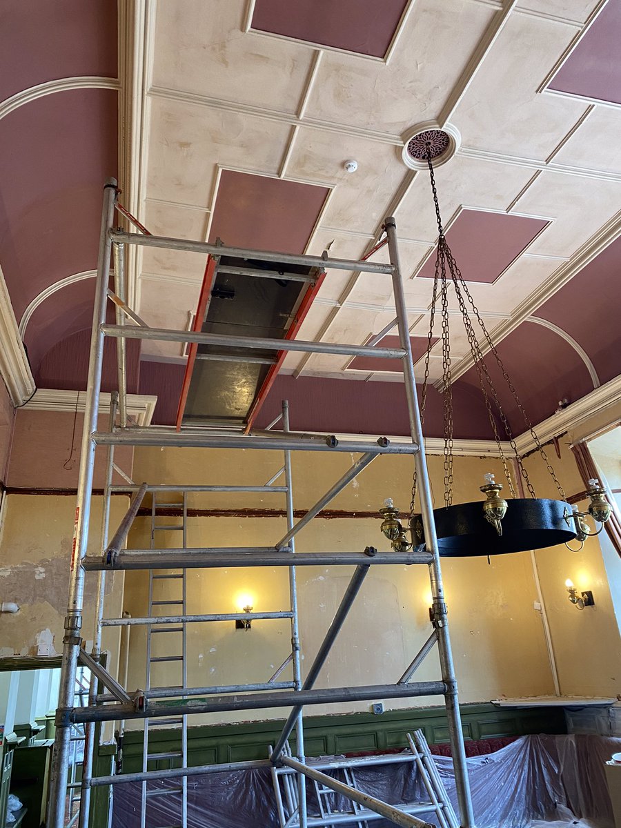 The decorating is well underway folks 👍👍