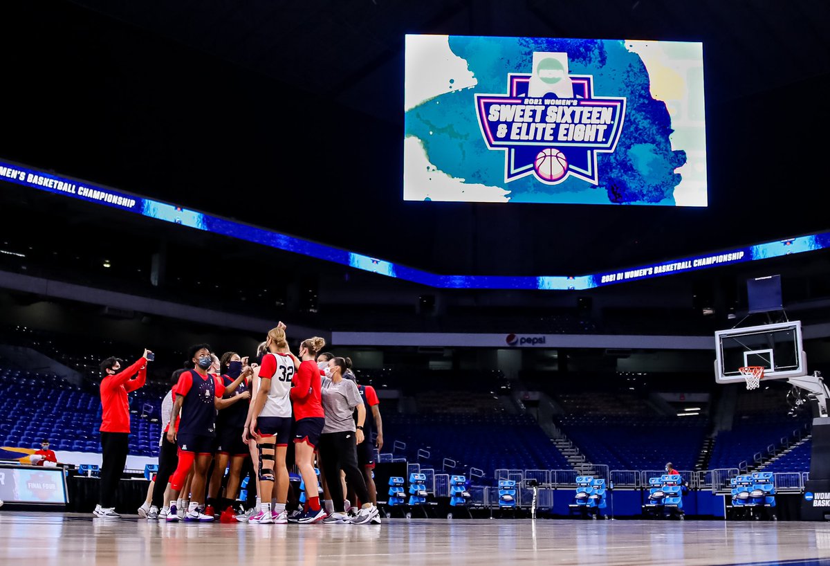 ArizonaWBB's tweet photo. We ready.

#MadeForIt | #ncaaW https://t.co/abNadZz4ib