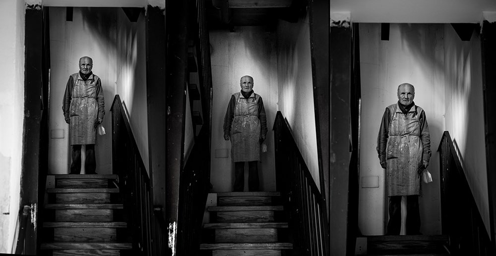 viglesiasphoto's tweet photo. Vuelvo a fotografiar a Antonio López: Esta vez lo publico en @zendalibros con una gran entrevista de @J_Ors https://t.co/uMW034MIBS #victoriaiglesias #photographer https://t.co/NrgehYVXXz