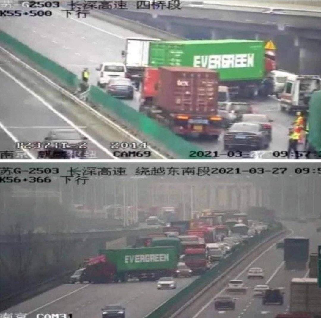 SuezDiggerGuy's tweet image. In another news, a truck carrying #Evergreen container blocks traffic in China. In exactly same diagonal position. 🧐🤨🤔

#SuezBLOCKED #suezcanel #China #Egypt #Evergreenship