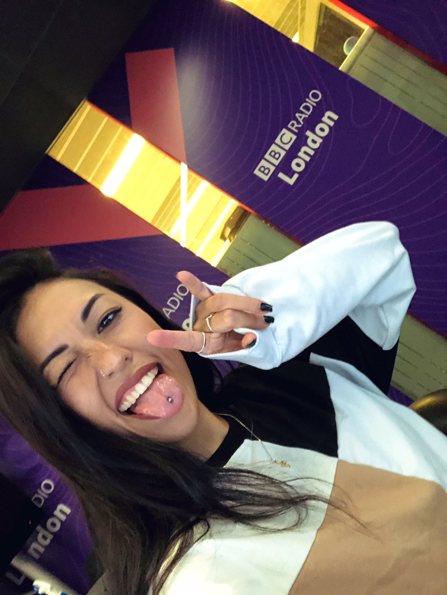 Introducing in London (@bbcintrolondon) on Twitter photo Who’s hanging out with us tonight then?! 🚀
<a href="/jjiszatt/">Jess Iszatt</a> bringing you a whole line up of wicked new artists for you to add to your playlists! PLUS she’s joined by our #FeaturedArtist <a href="/HayleyMulenda/">Mrs Record.</a> 👑 a live session from <a href="/niawynmusic/">Nia Wyn</a> & and the #IntroMix courtesy of <a href="/Aerside1/">Aerside</a> 🎧💥 Who’s hanging out with us tonight then?! 🚀
<a href="/jjiszatt/">Jess Iszatt</a> bringing you a whole line up of wicked new artists for you to add to your playlists! PLUS she’s joined by our #FeaturedArtist <a href="/HayleyMulenda/">Mrs Record.</a> 👑 a live session from <a href="/niawynmusic/">Nia Wyn</a> & and the #IntroMix courtesy of <a href="/Aerside1/">Aerside</a> 🎧💥