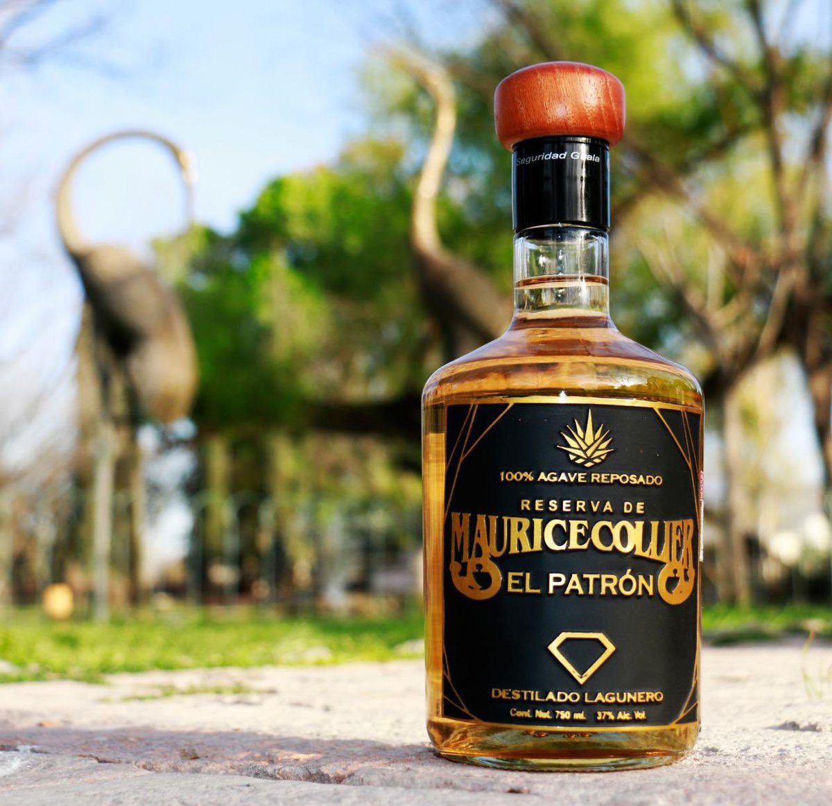 Misma calidad y sabor ✅ 

Nueva imagen ❤️ 

#DestiladoMC 💎