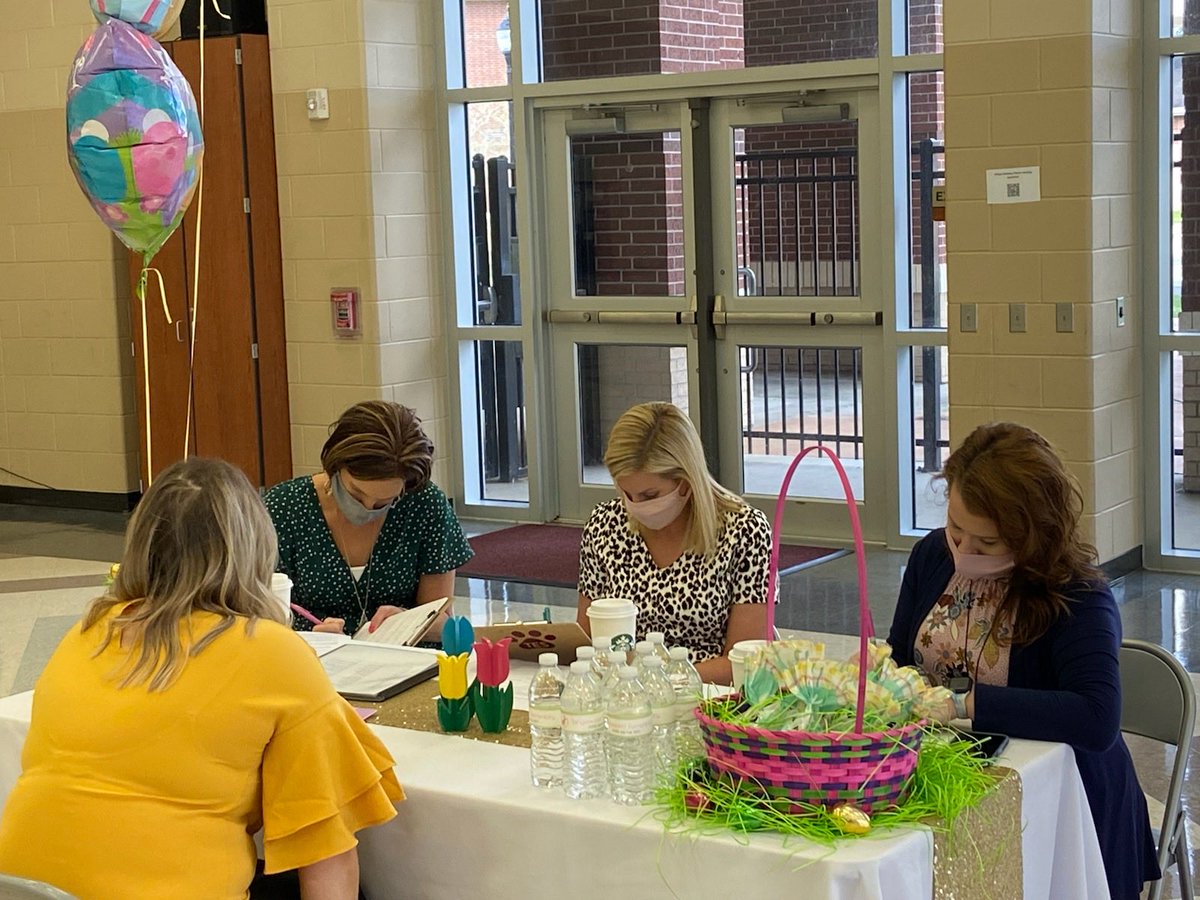 jasfountain's tweet photo. CCSS Job Fair #CCSSLeads #ANDnotOR #WorldClass https://t.co/pAKJdyL6vj