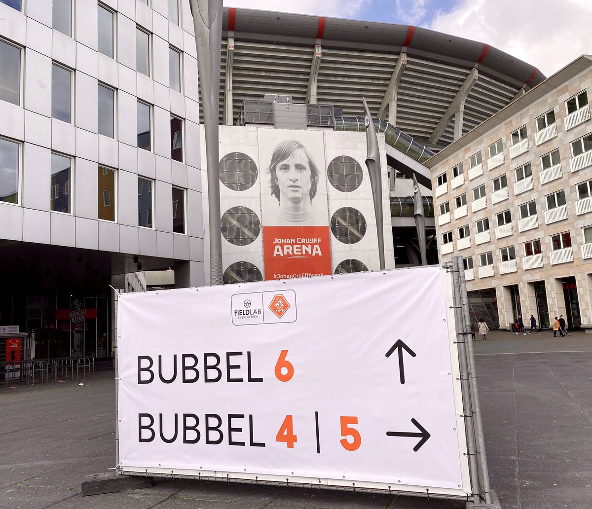 2021...#bubbel 🧼

foto via <a href="/VladoVeljanoski/">Vlado Veljanoski</a>