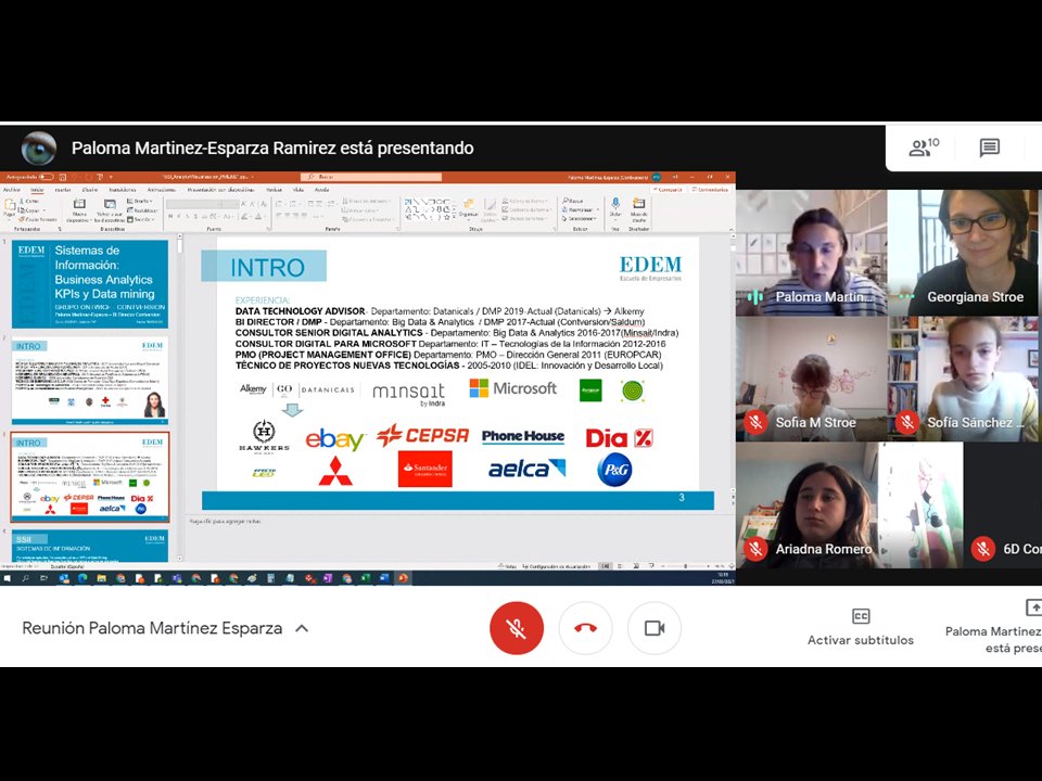 UTechnogirls's tweet photo. Hoy conectamos con Paloma Martínez-Esparza, Data Technology Advisor de @datanicals #Alkemy :"el futuro pasa por la gestión inteligente de los datos", "la importancia de los modelos cercanos".Gracias por tu inspiración como mujer que se reinventa a cada paso. #CreoLuegoPienso #ODS https://t.co/YCGR02RkKM