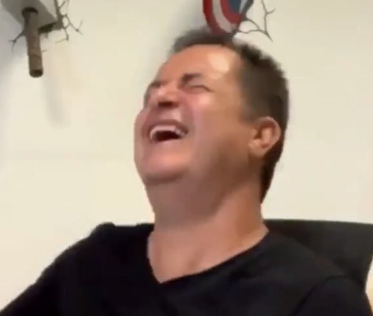 Tweetimin altına gelen barış fanlarının tweetlerini okuyorumdur
#BarışMuratKoyimdaTurAt