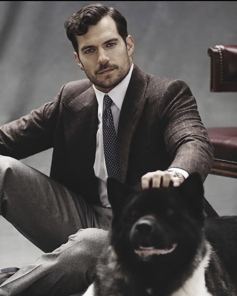 FanOfCavill's tweet photo. My heart huuuurts 🥺 but at least I have Henry ❤️ #HenryCavill https://t.co/5Di08vmE6j