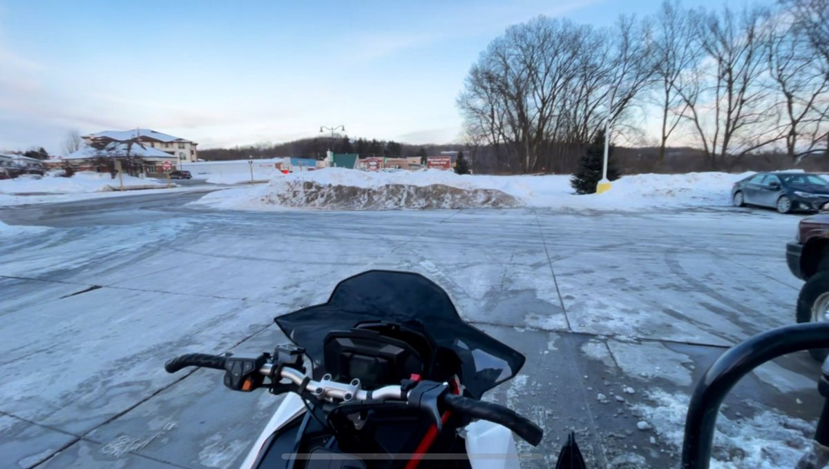 TheChadColby's tweet image. #CrossPlainsWI stopped here on big snowmobile ride back on Feb 17th...  no snow today, on Mar 27th 

youtu.be/TtoDlu5VTVI