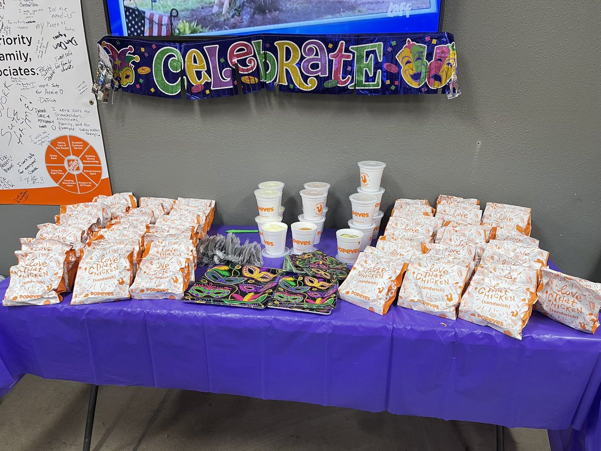 Christina Picazo tweet media