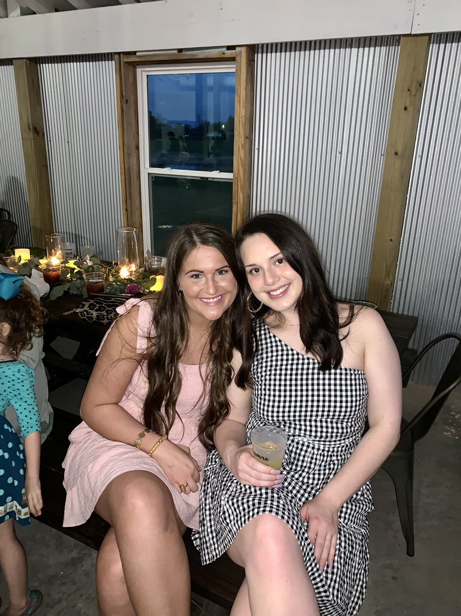 sydmaay's tweet photo. We clean up nice 💘 https://t.co/nPfFNMhdBH