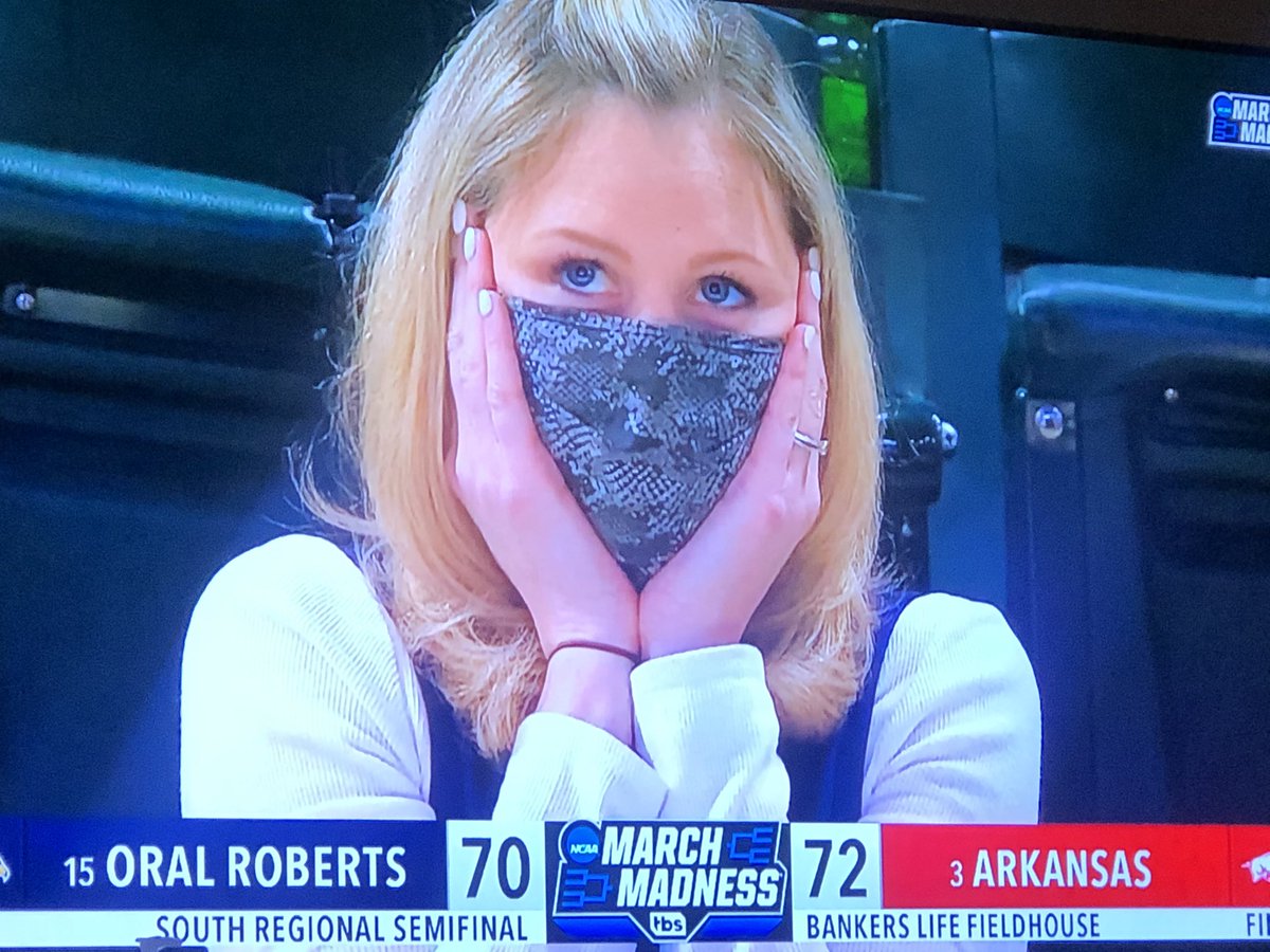 GreatBoobBets's tweet photo. @PFTCommenter Oral left a real bad taste in this lady’s mouth after going down like that https://t.co/nlvplCFKYi