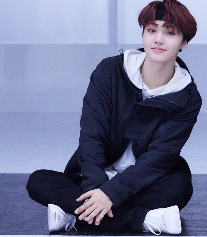 〤 Dobbye tweet media