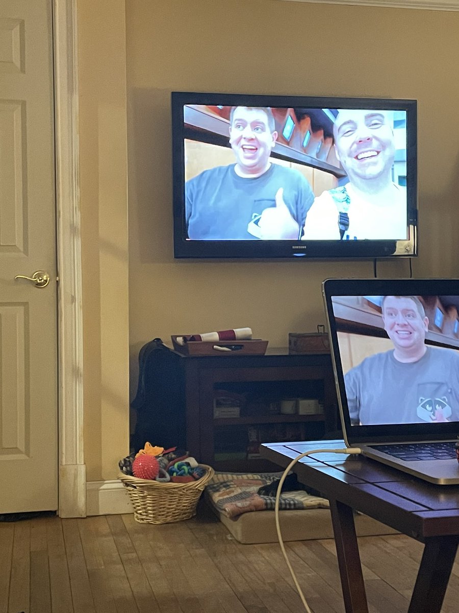 jennycdavis24's tweet photo. Getting ready for our September trip by re-watching @LRDreaming vlogs☺️☺️ introduced my mother-in-law to the vlogs after we surprised them with a family trip in September! Thank you for making us laugh and prepare us for a fun filled trip in a couple months! https://t.co/Wqx10WMiD0