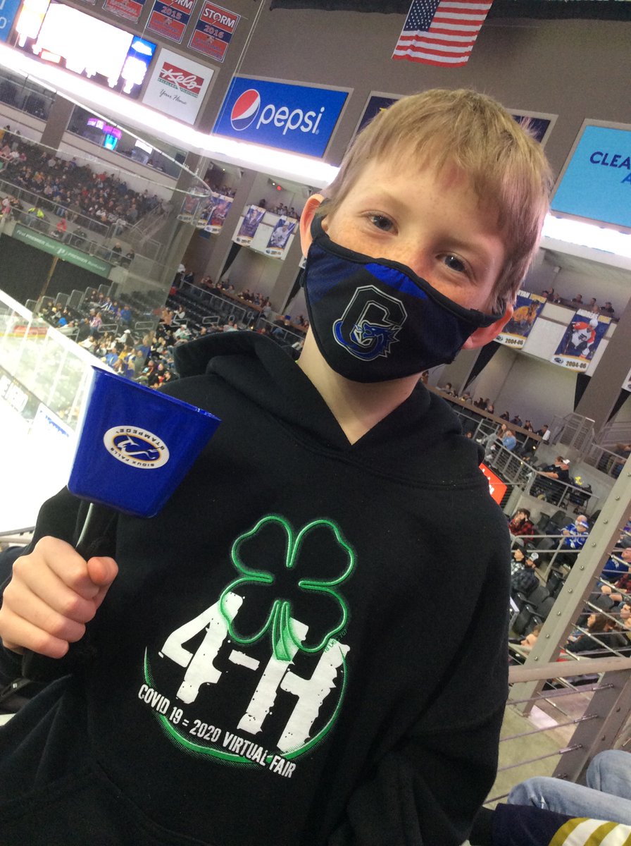 Kbuch09's tweet photo. Hey @sfstampede This dude and #Stomp share a birthday! He’d love a visit from the other #birthday guy in the arena tonight! https://t.co/DHmkyyBm9V