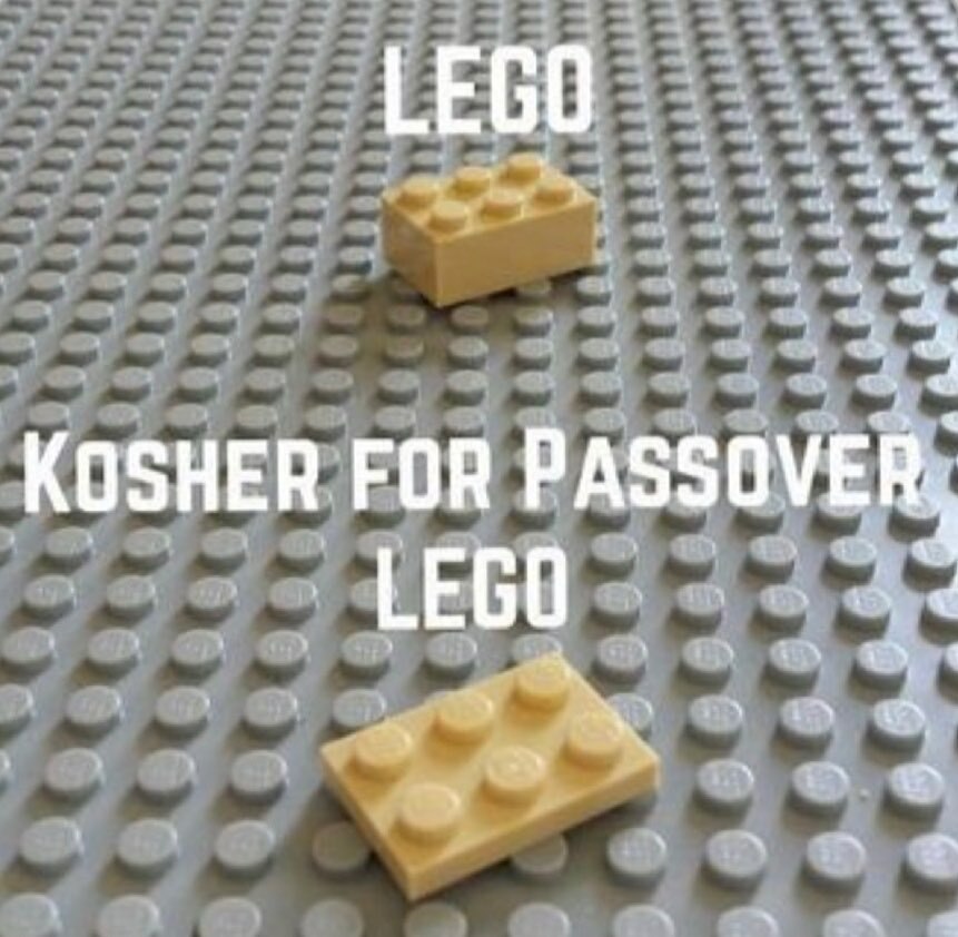 TheDaddysLife's tweet photo. Happy Passover to those in our community who celebrate! #happypassover #passover #seder #sederplate #family #matzah #matzahballsoup #friends #pesach #jewishholidays #nobread #holiday #holidays #jewish https://t.co/Mu8M91RBVb https://t.co/2qcqzhlFAD