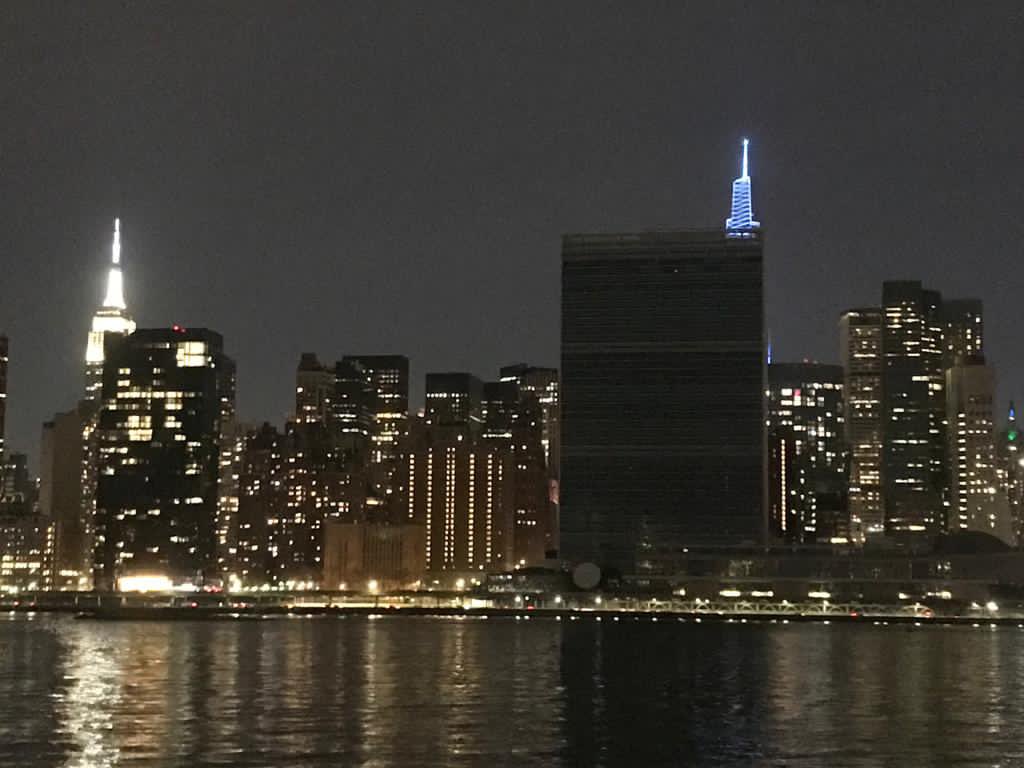 Lights out! UNHQ in NYC went dark for Saturday's #EarthHour. 

Here's how you can take #ClimateAction all year round: un.org/actnow