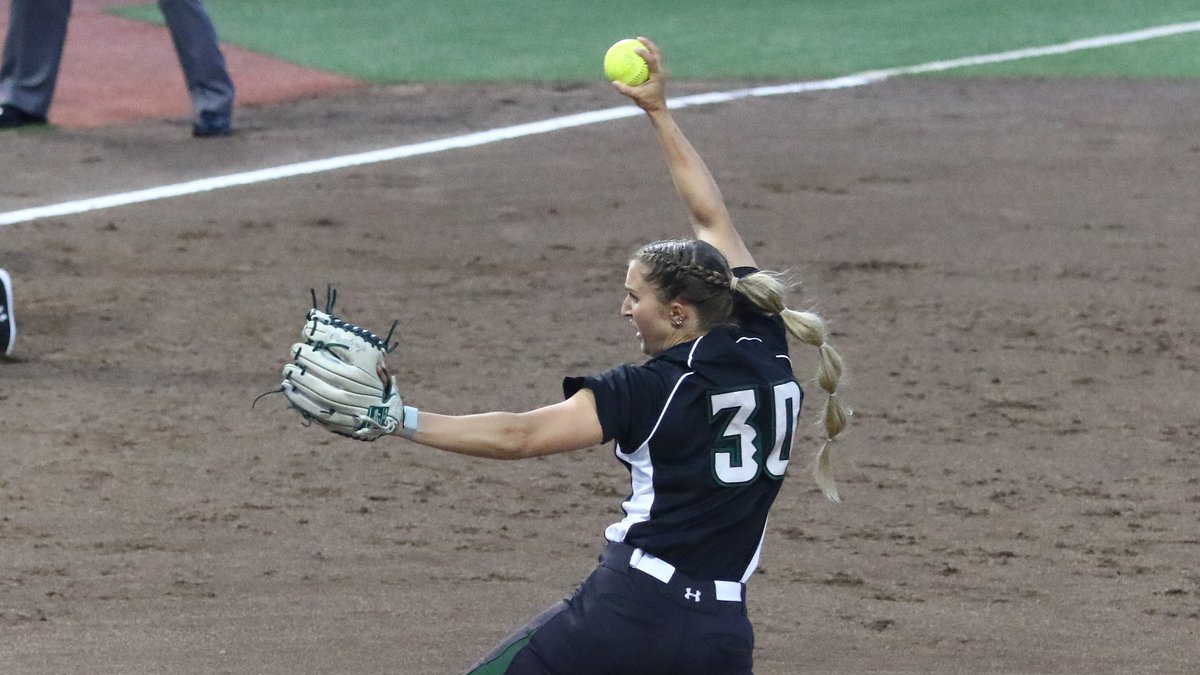 HawaiiSB's tweet photo. Nannen throws a gem in game one, as the offense stalls in the second game of a doubleheader with CSUN. 

#HawaiiSB sitting in a good spot after back-to-back series wins against UCSB and CSUN. 

Read More ➡️ https://t.co/4nT0wYmCJk https://t.co/np0uoIhmdC