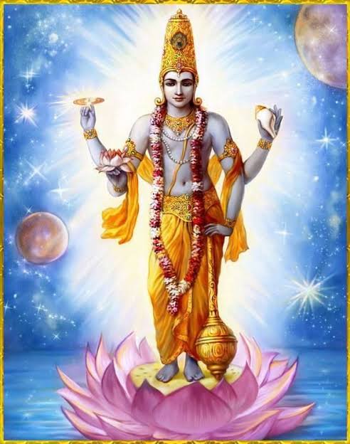 Mahesh10816's tweet photo. How to identify the specific Vishnu deity

Top right hand , top left hand , bottom left hand, bottom right hand

Read the list attached and correlate with the above mentioned position

This info is very rare https://t.co/h0X7Ju2m0g