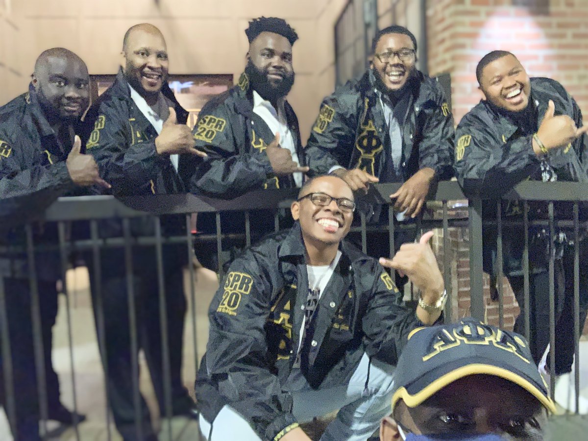 TheatreJunkeeT's tweet photo. Them: Y’all will never be in the same room again after y’all cross.
Us:😌🤙🏾
We’re still celebrating our ALPHAversary‼️
I promise I’d do it all over again with these same group of good brothers🤙🏾
#AlphaPhiAlpha
#GammaOmicronLambda
#Auni
#7GuardiansoftheLight
#Spring2K20
#1906 https://t.co/auTCgM7rcc