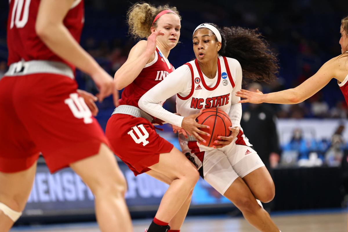 WDRBWAVE's tweet photo. Indiana doesn't back down, continues its most successful season in program history: https://t.co/iJEUkybIin | @rickbozich https://t.co/FKiMjJscPy