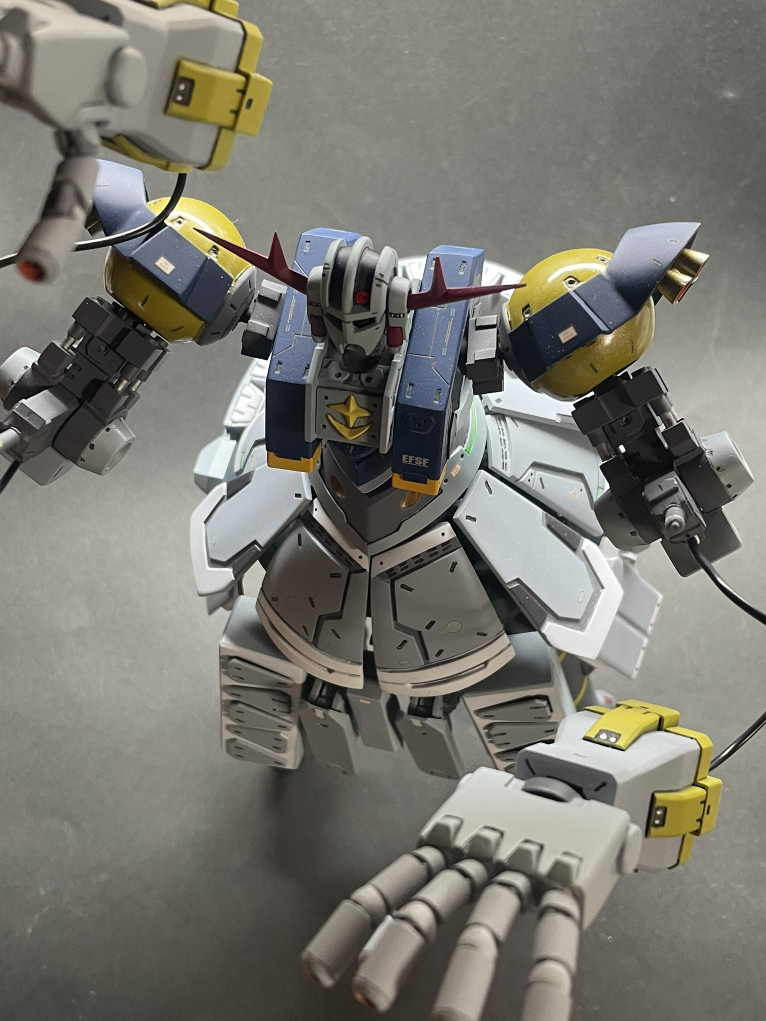 スパルタン ジオングを サンダーボルト17巻の表紙と同じポーズとらせてみました 機動戦士ガンダムサンダーボルト