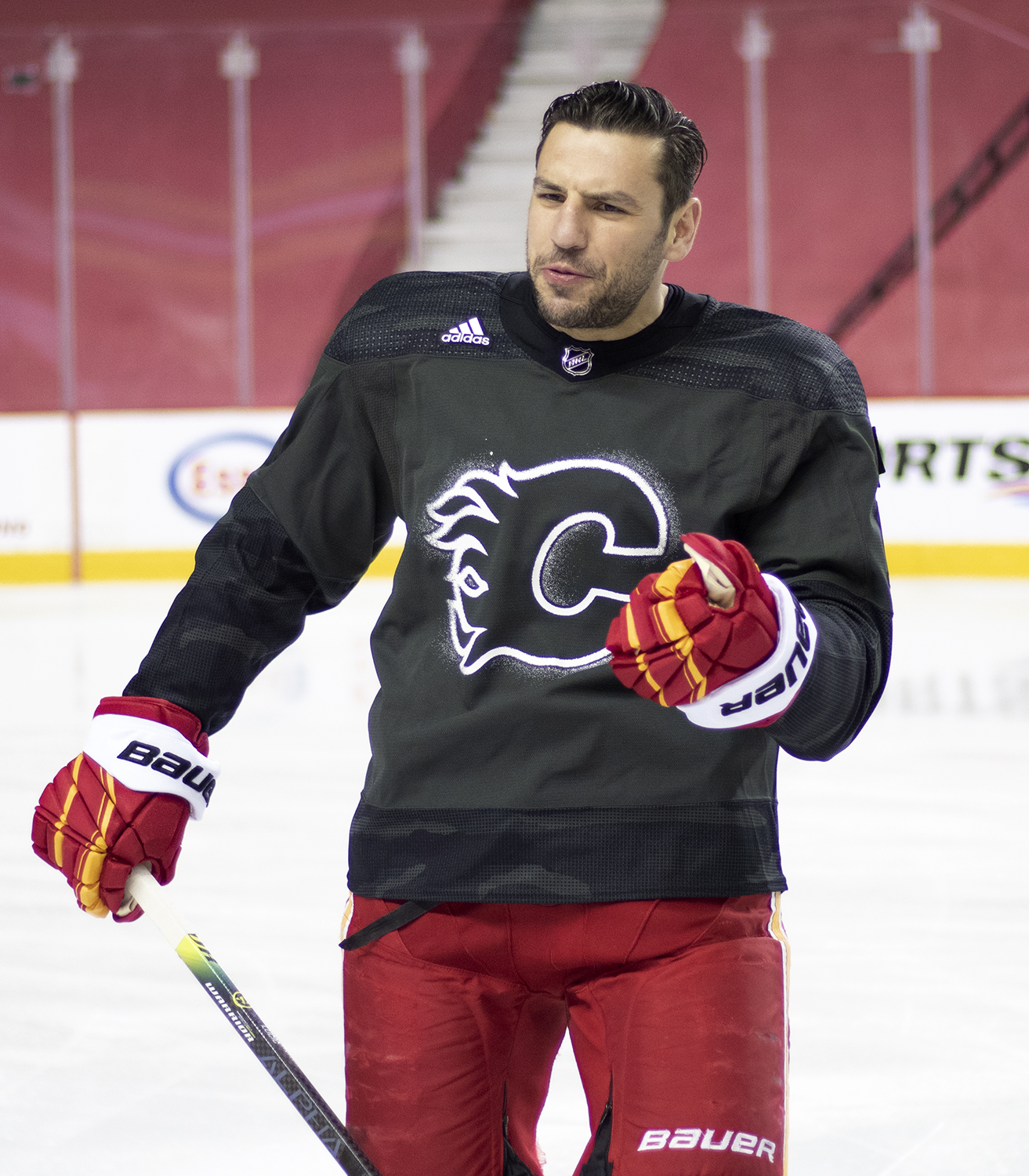 Calgary Flames on X: Our Canadian Armed Forces signed jersey