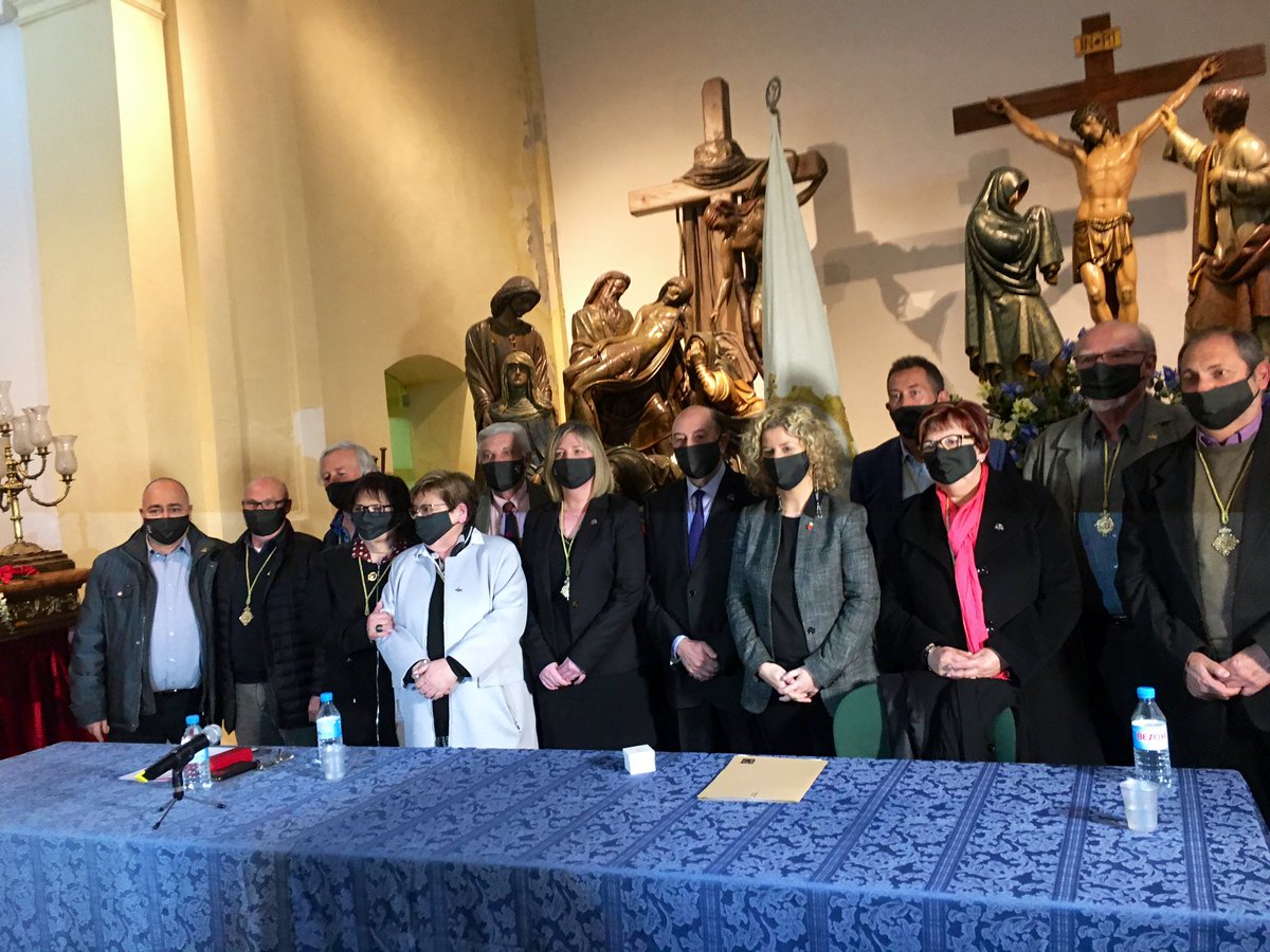ERoigM's tweet image. La #SetmanaSanta de #Tortosa s’inicia amb el seu pregó, este any a càrrec de Josep Borrell, expresident de l’Agrupació de Confraries, que este any compleix 41 anys de la seua fundació. #Devoció i #tradició en l’any de capital @culturacatalana @tortosacultura #CulturaÉsCreença