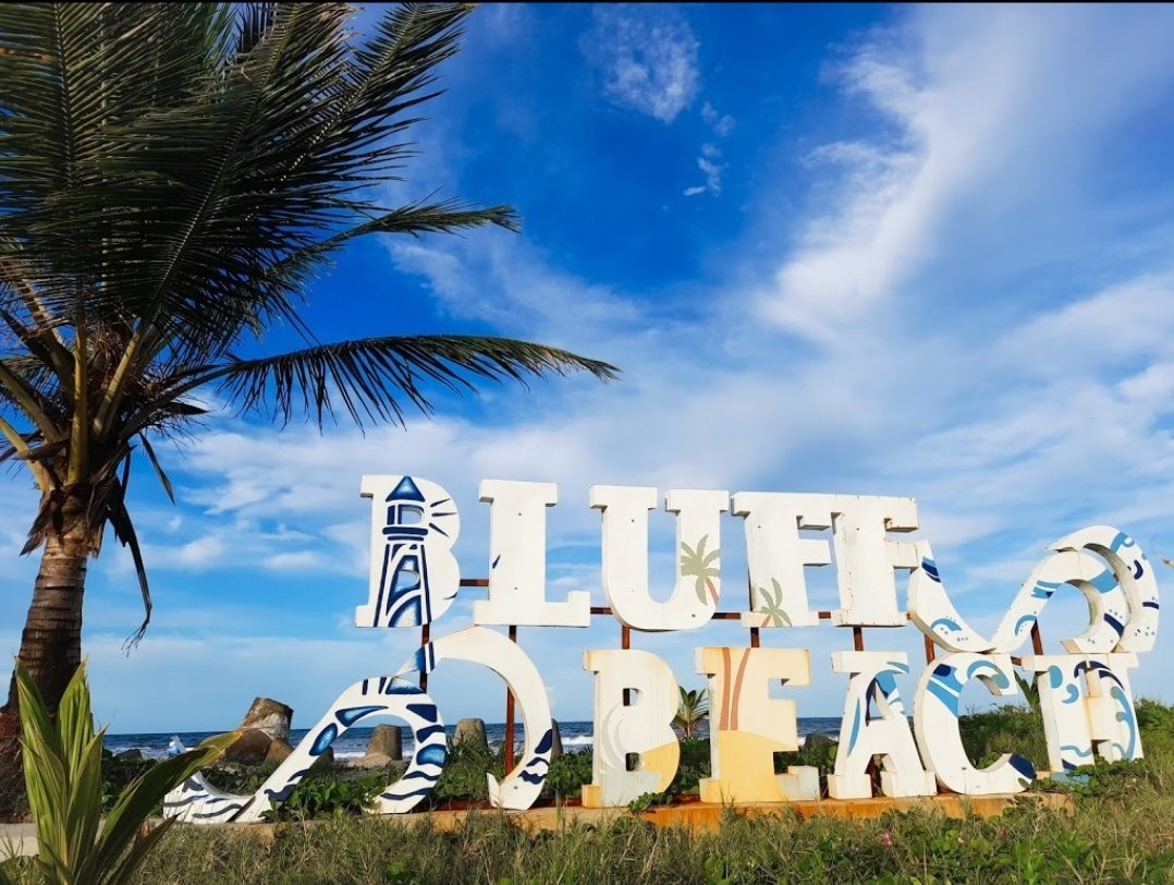 WankiTagni's tweet photo. No me cansaré de mostrarles las bellezas que hay en la Costa Caribe. Ven al #Bluffbeach este #Verano2021 🧃⛱🕶👙 https://t.co/3VuCKJN9bX