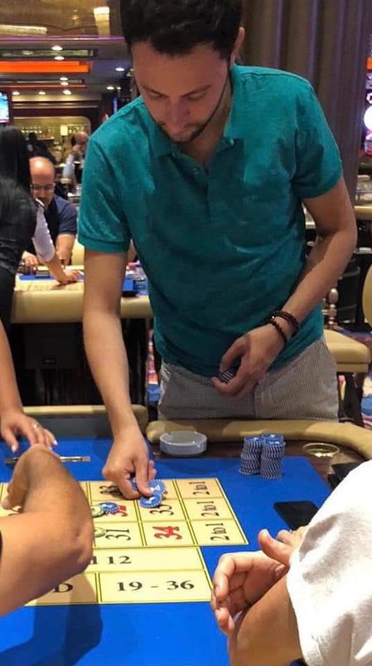 incicaps's tweet photo. 1  Pudra Şekeri
2  Monopoly 
3 Zemzem Suyu 
4 Mevlana Kaplıcaları

#pudraşekeri https://t.co/KCHMTLE22D
