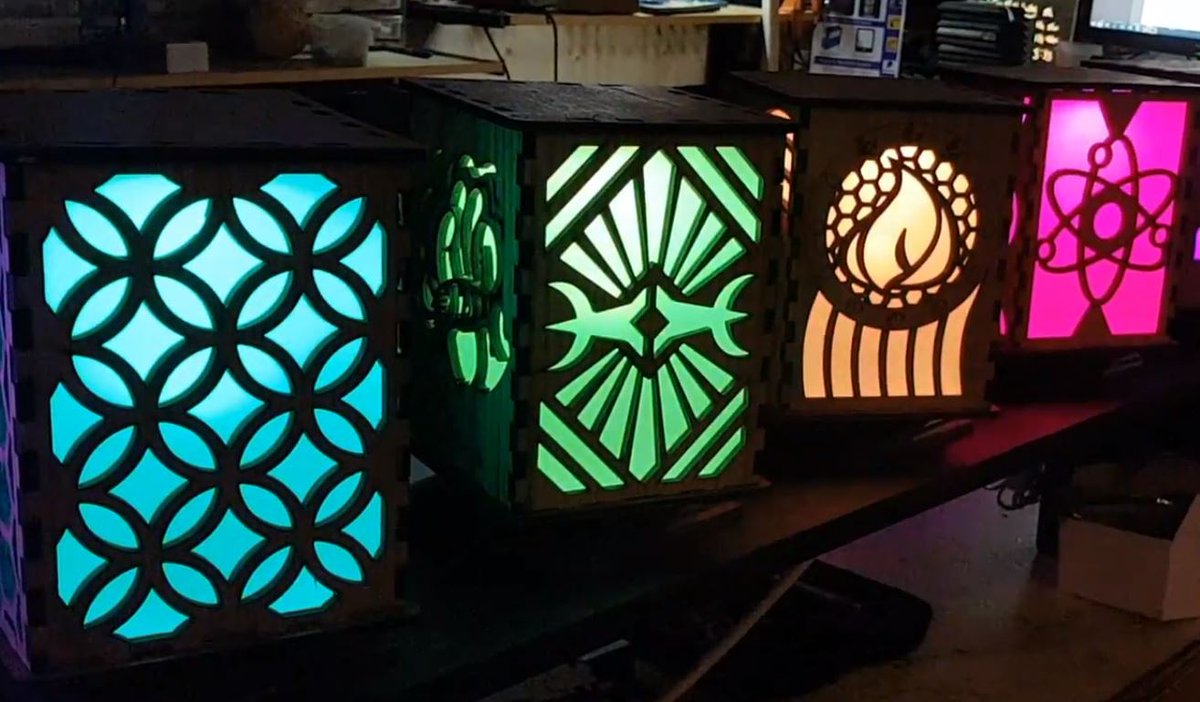 YourLightBox's tweet image. Water! Earth! Air! Science!
Get your elemental grove going with our laser cut designs and custom built boxes. Be you alchemist or physicist check us out periodically at lightboxproject.ca for inspiration in exploring the universe.