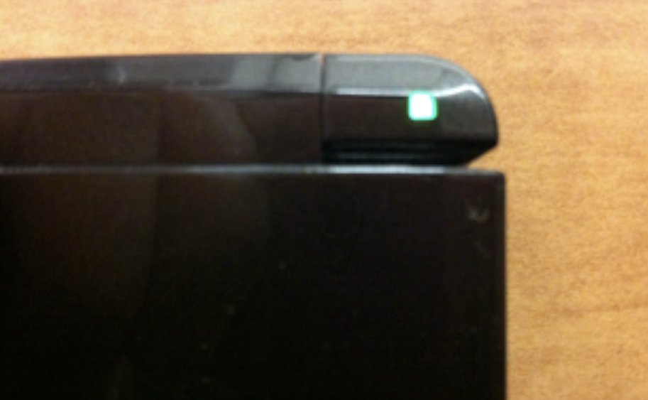 TodoNintendoS's tweet photo. true happiness was getting your 3ds out of your pocket and seeing this light green https://t.co/zBq0V49k7s