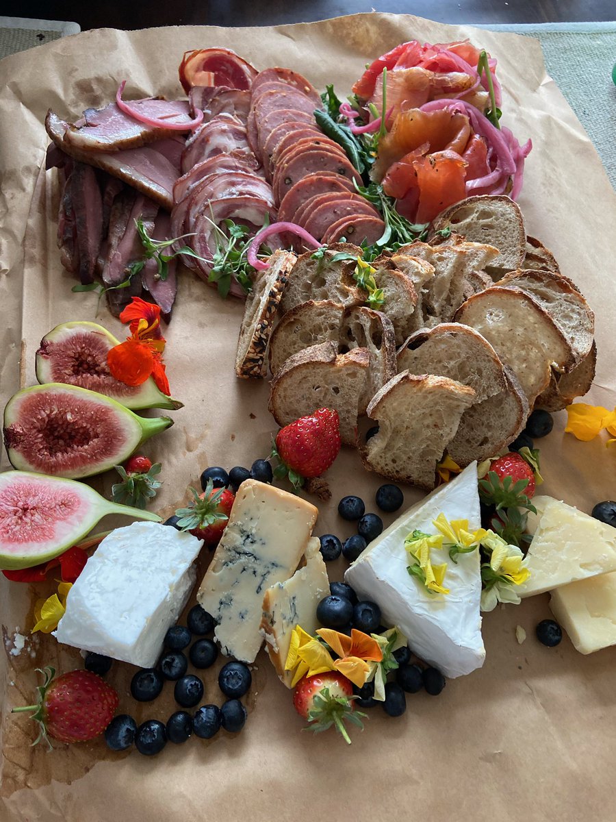 tobandit's tweet photo. Oh @Bistro_67 you have outdone yourself with his charcuterie! We added a fourth cheese/meat option - with a bottle of Che Bello from @MalivoireWine...perfect! Can’t wait to see what you do next. @durhamcollege https://t.co/E5DfeI69UG