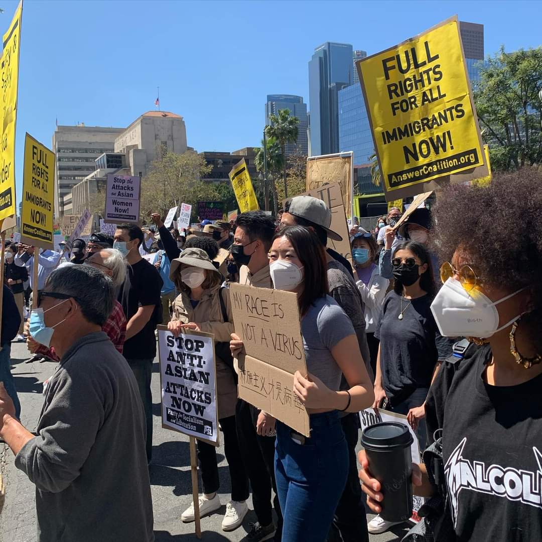 StruggleLaLucha's tweet photo. Struggle-La Lucha & #Socialist Unity Party in solidarity with #AsianAmerican community & all oppressed people of the world. It was a powerful day to see unity across all organizations in #LosAngeles.
#stopantiasianracism #stopasianhate #stopasianhatecrimes #stopchinabashing https://t.co/uM9Ef3Lla8