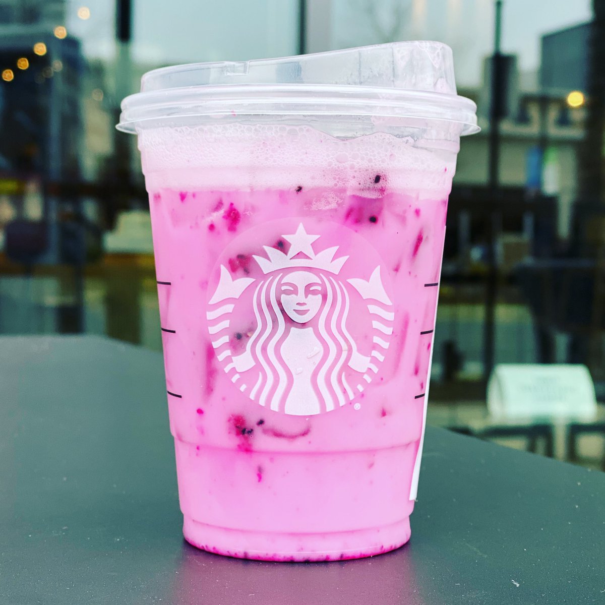 Vegan <a href="/Starbucks/">Starbucks</a> DRAGON DRINK 💜 <a href="/OneLoudoun/">One Loudoun</a> 

#vegan #plantbased #crueltyfree #plantbaseddiet #veggie #food #comida  #vegano #dcvegan #virginiavegans #vegansofdmv #vegansofvirginia #healthyfood #healthylifestyle #dairyfree #pink #starbucks #veganstarbucks
