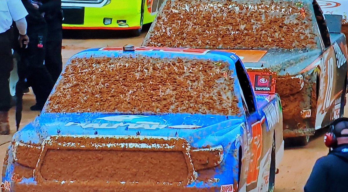 So is <a href="/TonyStewart/">Tony Stewart</a> looking at Bristol &amp; shaking his head, laughing hysterically or saying something like "wth did you expect?!" Most hyped &amp; anticipated race of the year &amp; they can't put a surface down? Now you know why it shoulda been @Eldora