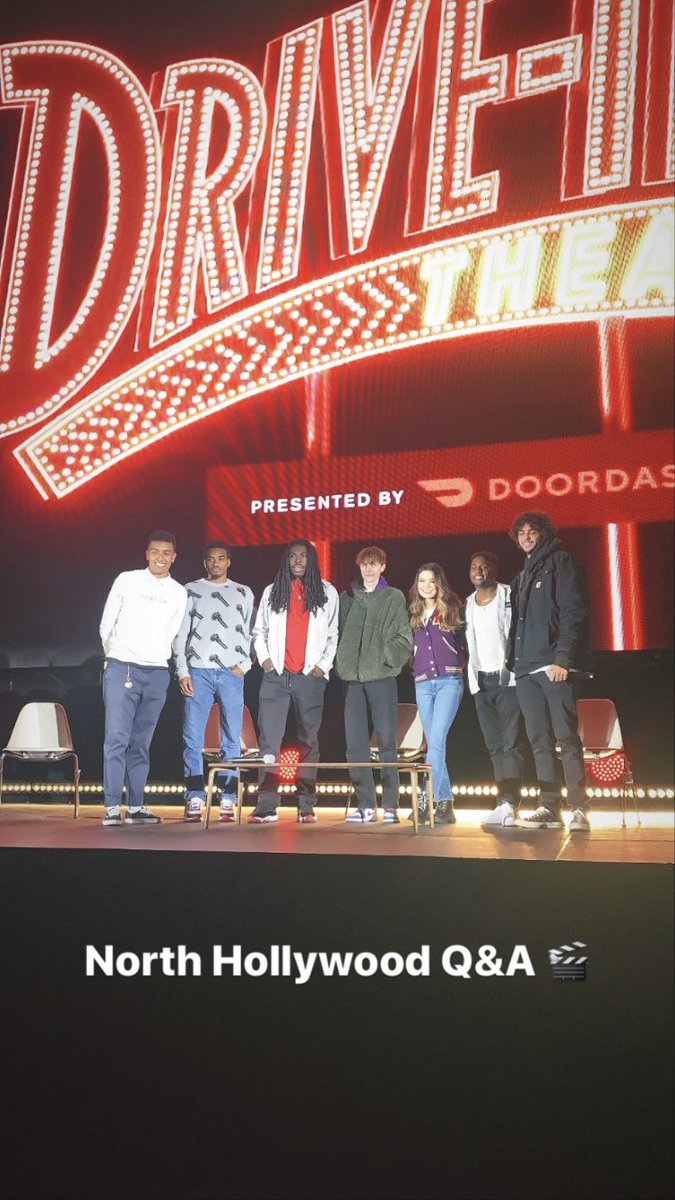 mcosgrovecombr's tweet photo. Q&amp;A North Hollywood. ♥️ @illegalciv https://t.co/5xuwPkOHOo