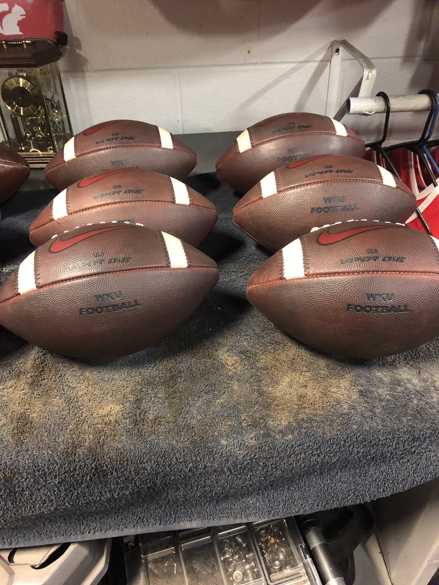 Mcclinthawk98's tweet photo. Step 6: Brush off excess leather conditioner 

Step 7: Wipe ball off with towel

Step 8: Game/Practice ready! https://t.co/qsZQFE6dqN