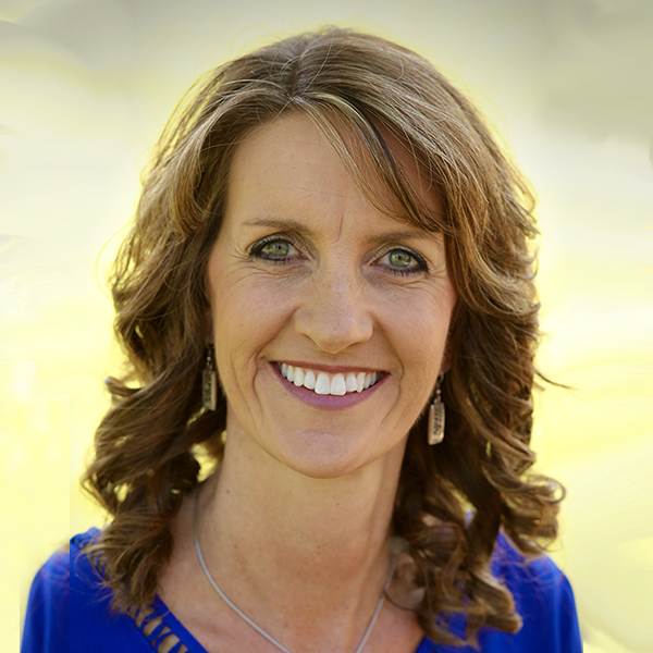ksdehq's tweet photo. Congratulation to our REGION 4 2022 KTOY finalists Laurel Thisius, fourth-grade teacher at Cheney Elementary School, USD 268, and Kristin Salazar, business and CTE teacher at Eisenhower High School, Goddard USD 265! #2022KTOY #KansansCan https://t.co/10O1qLfzYC