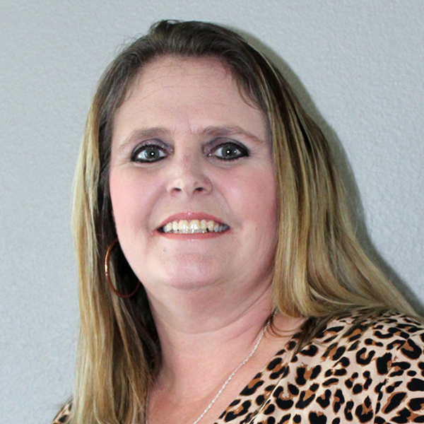 ksdehq's tweet photo. Congratulation to our REGION 4 2022 KTOY finalists Laurel Thisius, fourth-grade teacher at Cheney Elementary School, USD 268, and Kristin Salazar, business and CTE teacher at Eisenhower High School, Goddard USD 265! #2022KTOY #KansansCan https://t.co/10O1qLfzYC