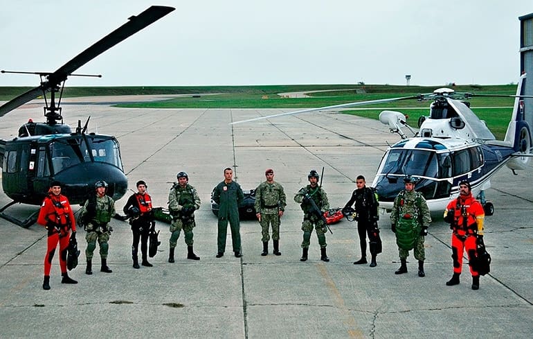 FUERZA AÉREA DE URUGUAY (FAU) - Página 35 ExhL2v6XIAEhzDe?format=jpg&name=900x900