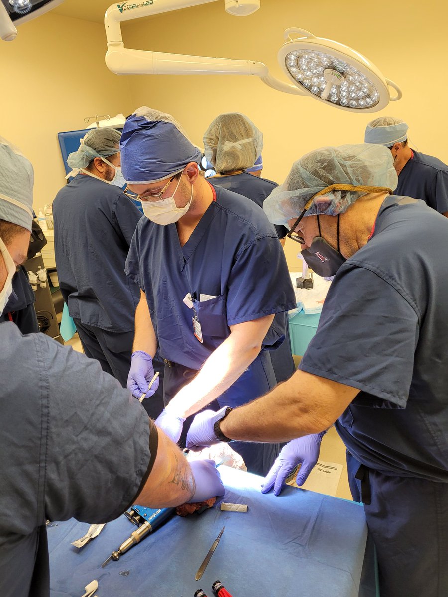 DpmNaren's tweet photo. Thank you @strykerfa for today's educational cadaver lab for our team! It is always great to learn new techniques! @ArizonaPodiatry #podiatry #footandankle #bannerhelth https://t.co/rYEqB9eSNt