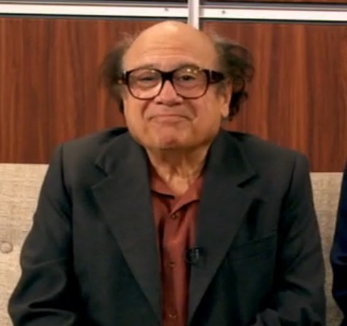 CharlieDayQuote's tweet photo. can we get 1000 Likes for this handsome fella? https://t.co/pQtwIjjQyV