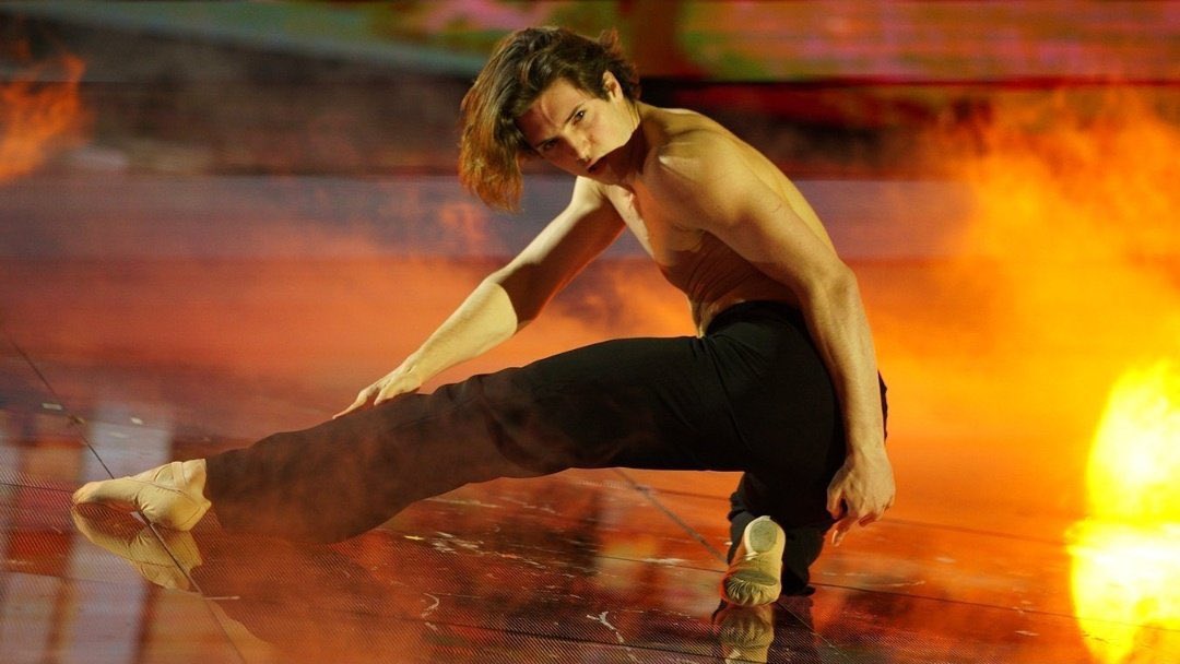 gsluv4cxn_'s tweet photo. quest'anno i ballerini sono 300 volte più bravi dei cantanti e queste coreografie lo dimostrano #Amici20 https://t.co/oSnb5sgGNZ