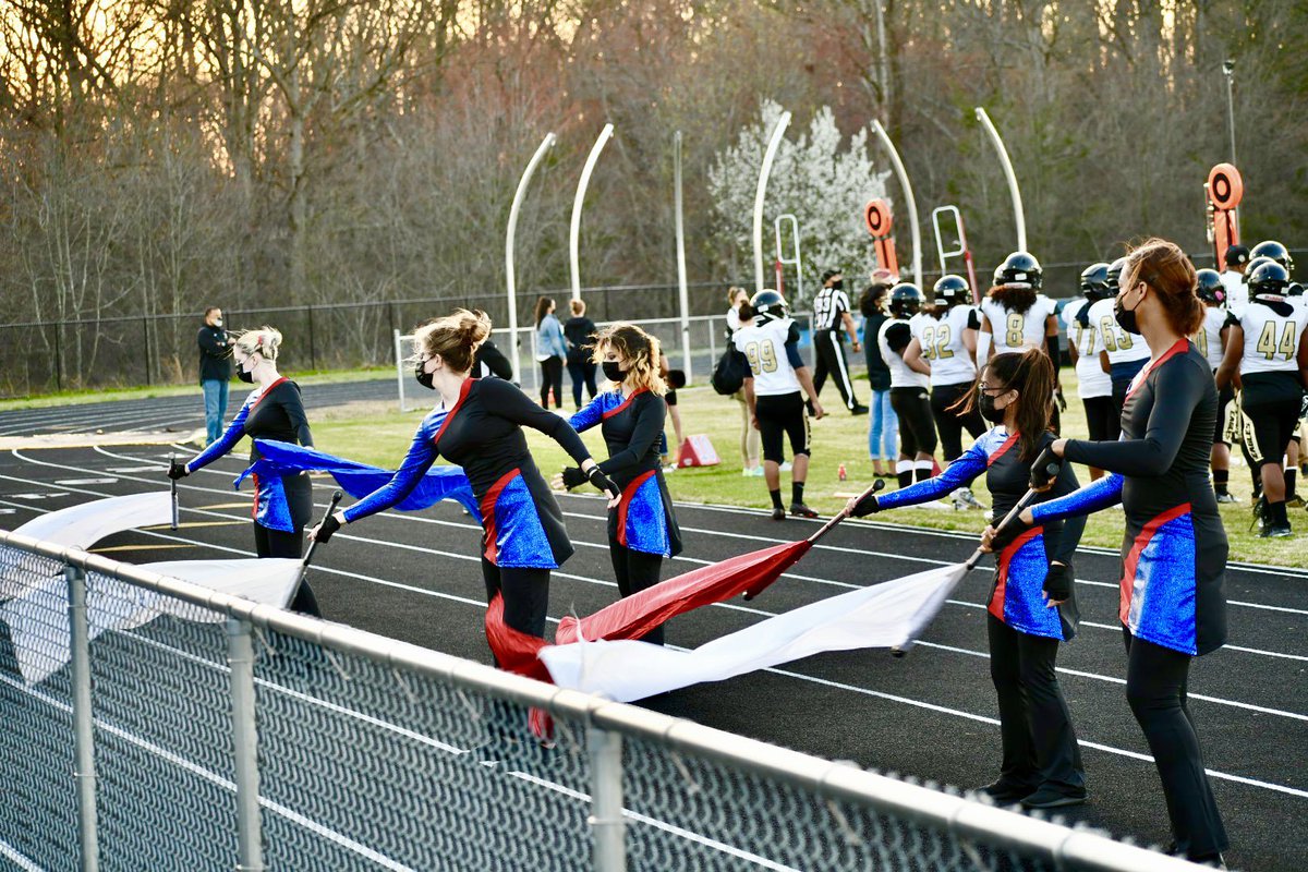msgarvey_'s tweet photo. The best part about the incredible @Gar_Field_HS win last night is the +chance+ of seeing the GFHS Marching Band perform again! With only a few weeks of practice, they really embody what it means to be a #Champion!🥁🎺🏳️ The best way to start Spring Break 2021!🌷
@G_FHSAthletics https://t.co/WYgyAr2qee