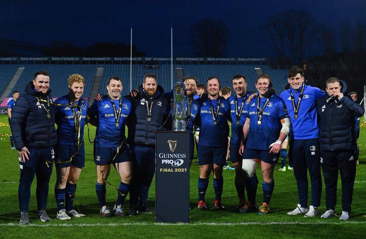leinsterrugby's tweet photo. The front row union 😎🙌

#LEIvMUN #GuinnessPRO14 https://t.co/62Fi10jIau